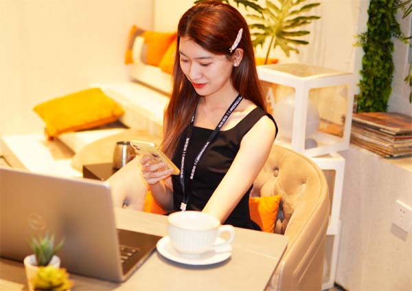 上海留学生海归专场:国际社交派对参与攻略